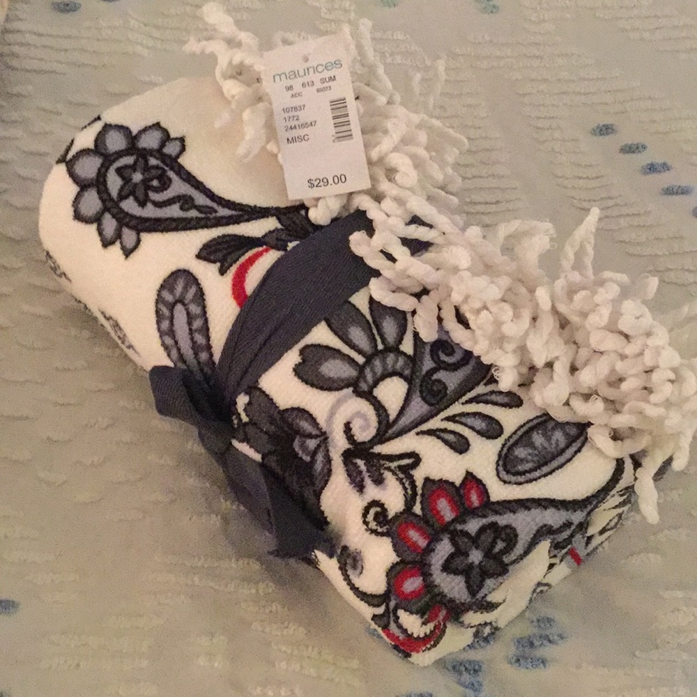 NWT Limited Edition Maurice's Beach Blanket